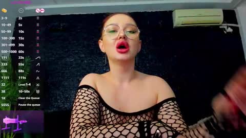 Snapshot of _beatricee_ chatting on 12-02-25, 05:57 Beatrice online show from 12-02-25, 05:57