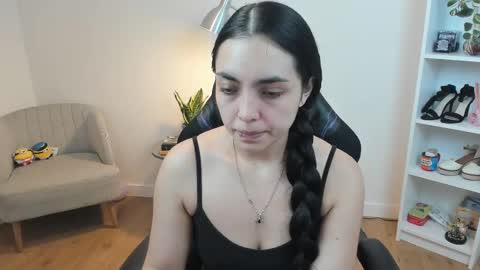 Bella Evans online show from 02-10-25, 05:36