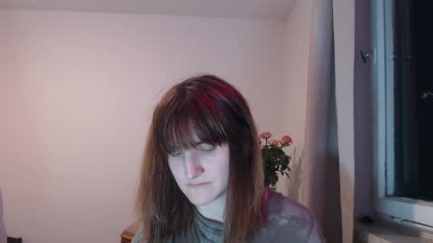 Snapshot of _biscotti_ chatting on 12-02-24, 07:27 _biscotti_ online show from 12-02-24, 07:27