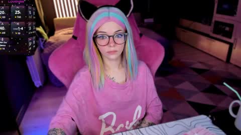 Snapshot of _black_fox__ chatting on 04-22-26, 11:17 Olivia Subscribe to my Fansly - online show from 04-22-26, 11:17