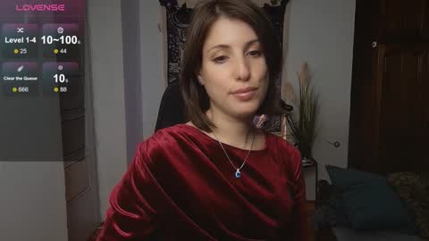 Laura online show from 12-20-24, 09:39