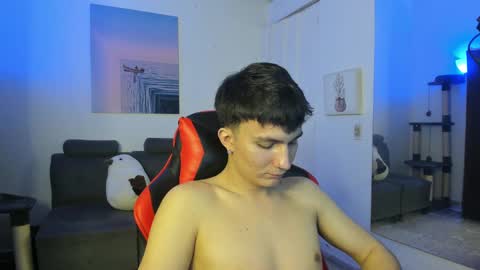 Snapshot of _blakee chatting on 01-17-25, 06:04 B L A K E online show from 01-17-25, 06:04