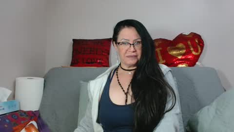 Snapshot of _blue__butterfly_ chatting on 09-30-25, 10:04 KHALEESI online show from 09-30-25, 10:04