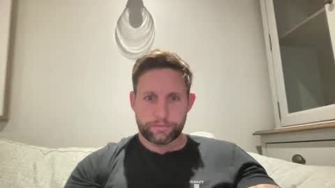 Snapshot of _british_hung_ chatting on 09-18-25, 12:51 UK BigThick Cock online show from 09-18-25, 12:51