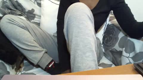 Snapshot of _bunny_b chatting on 02-21-25, 12:06 I will be back soon  online show from 02-21-25, 12:06