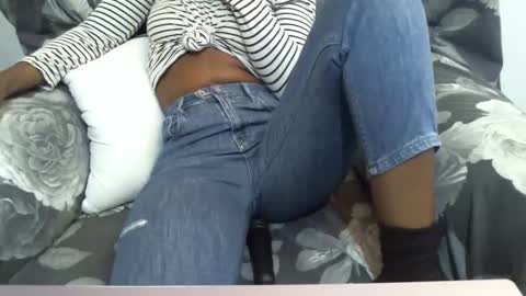 Snapshot of _bunny_b chatting on 03-04-25, 10:24 I will be back soon  online show from 03-04-25, 10:24