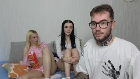 _by_double_sexy_miss_ online show from 09-18-25, 03:19