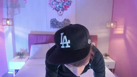 Snapshot of _camilo_ortiz chatting on 07-20-26, 01:57 camilo online show from 07-20-26, 01:57