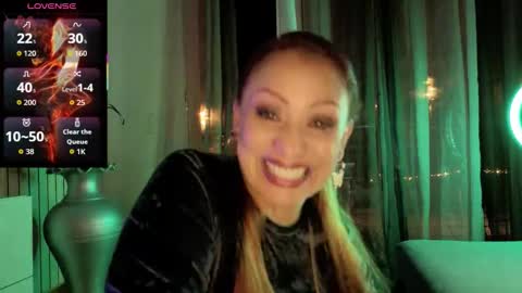 Snapshot of _candela_v chatting on 01-10-26, 11:31 _candela_v online show from 01-10-26, 11:31