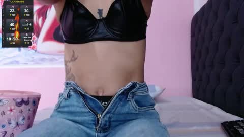  candy jade  online show from 02-02-25, 12:46