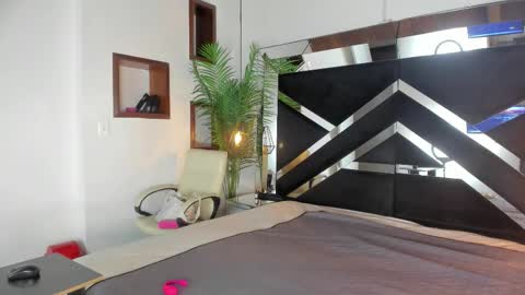 Snapshot of _candy_sweet chatting on 01-07-26, 06:43 Candy online show from 01-07-26, 06:43