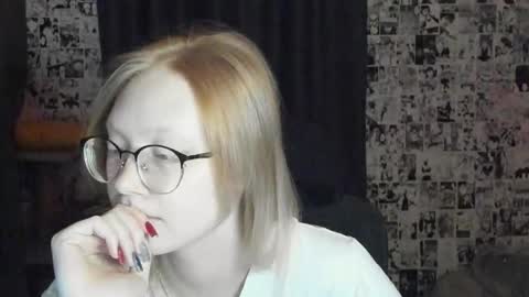 Snapshot of _caramel_milk_ chatting on 10-06-25, 01:58 Merlizz online show from 10-06-25, 01:58