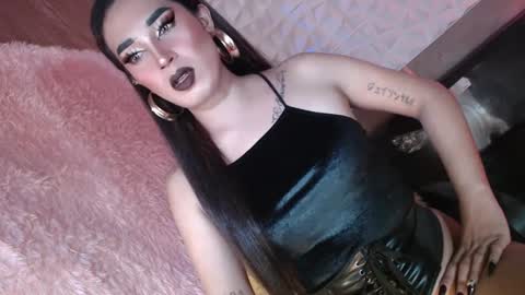 Caroline online show from 02-06-25, 05:57