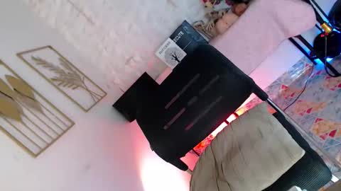 Snapshot of _caroline69 chatting on 02-05-26, 07:13 Caroline online show from 02-05-26, 07:13