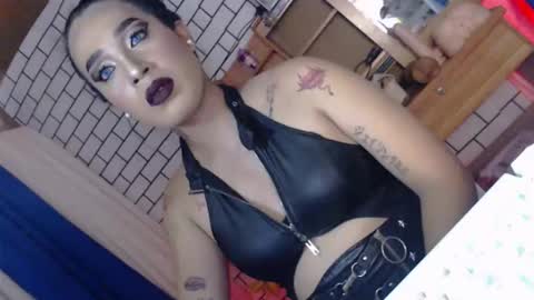 Snapshot of _caroline69 chatting on 04-08-26, 07:52 Caroline online show from 04-08-26, 07:52