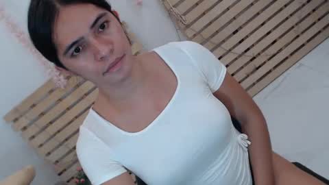 Snapshot of _celina chatting on 07-07-26, 07:23 _celina online show from 07-07-26, 07:23
