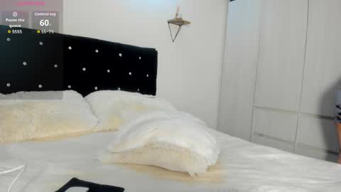 Bella  online show from 04-02-26, 12:52