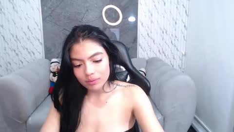 _charlottee_b online show from 02-25-26, 08:07