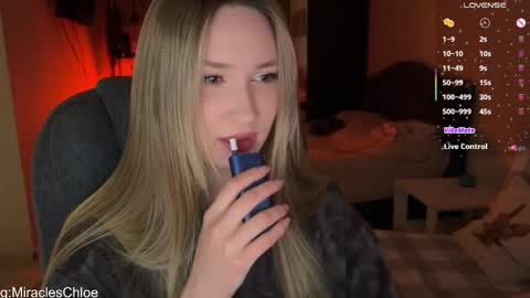 Snapshot of _chloe_miller_ chatting on 02-14-26, 03:09 _chloe_miller_ online show from 02-14-26, 03:09