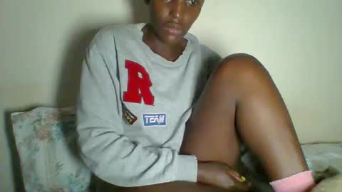 clara online show from 03-03-25, 07:43