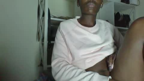 Snapshot of _clara01 chatting on 04-17-26, 07:50 clara online show from 04-17-26, 07:50