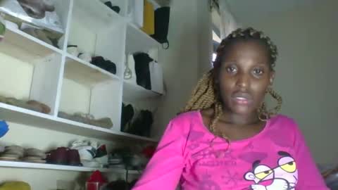 Snapshot of _clara01 chatting on 04-25-26, 01:52 clara online show from 04-25-26, 01:52