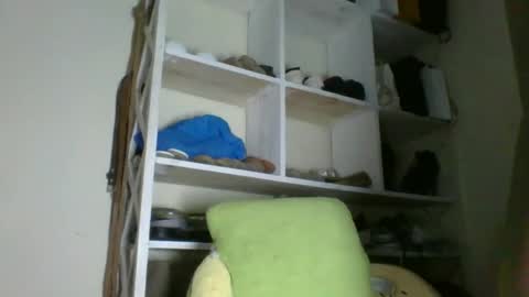 Snapshot of _clara01 chatting on 04-27-26, 03:15 clara online show from 04-27-26, 03:15