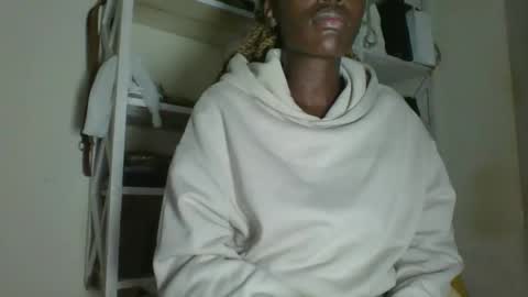 Snapshot of _clara01 chatting on 04-29-26, 06:50 clara online show from 04-29-26, 06:50