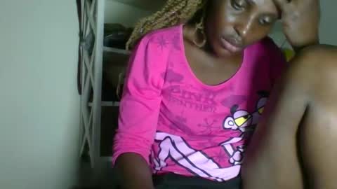 Snapshot of _clara01 chatting on 05-15-26, 10:33 clara online show from 05-15-26, 10:33