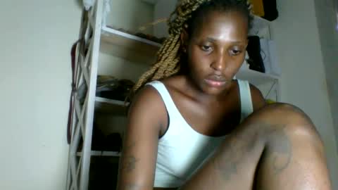 Snapshot of _clara01 chatting on 05-21-26, 07:59 clara online show from 05-21-26, 07:59