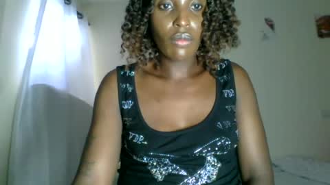 Snapshot of _clara01 chatting on 06-28-26, 11:16 clara online show from 06-28-26, 11:16