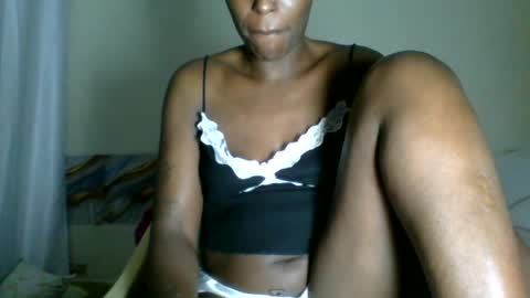 Snapshot of _clara01 chatting on 07-17-26, 01:34 clara online show from 07-17-26, 01:34