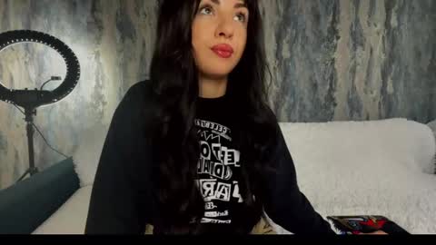 D online show from 03-22-26, 05:22