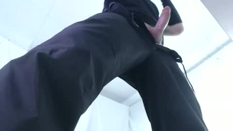 Snapshot of _craftsman chatting on 11-19-25, 11:32 _craftsman online show from 11-19-25, 11:32