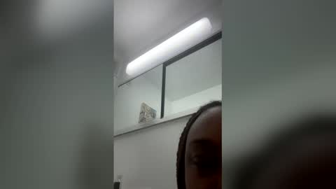 Snapshot of _creampiee_ chatting on 06-01-26, 11:39 _creampiee_ online show from 06-01-26, 11:39