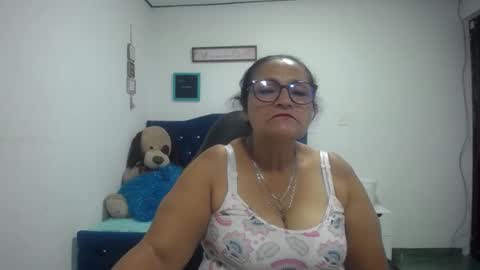 _cristal09 online show from 09-12-25, 04:23