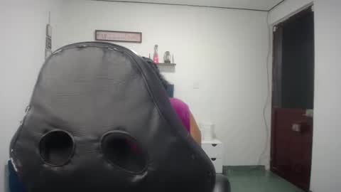 _cristal09 online show from 09-13-25, 12:05