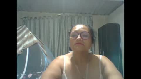 _cristal09 online show from 10-19-25, 02:56