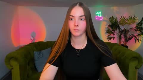 Erika online show from 10-23-25, 01:21