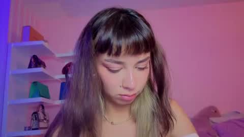 _cute_isabella_ online show from 07-05-26, 04:19