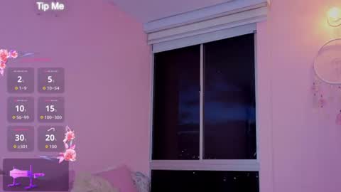 _cute_isabella_ online show from 07-15-26, 11:43