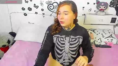 katerine online show from 03-27-26, 03:45
