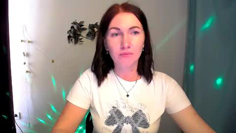 Snapshot of _cutie_and_shy_ chatting on 05-12-26, 06:21 _cutie_and_shy_ online show from 05-12-26, 06:21