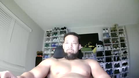 Snapshot of _da_d1ck_ chatting on 12-18-24, 07:58 Da d1ck online show from 12-18-24, 07:58