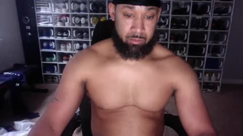 Snapshot of _da_d1ck_ chatting on 01-27-25, 06:31 Da d1ck online show from 01-27-25, 06:31