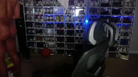 Snapshot of _da_d1ck_ chatting on 02-28-25, 07:58 Da d1ck online show from 02-28-25, 07:58
