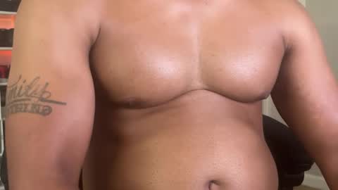 Snapshot of _da_d1ck_ chatting on 10-08-25, 05:43 Da d1ck online show from 10-08-25, 05:43