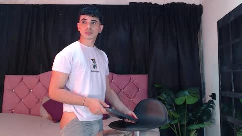 PATRICK AND LEO online show from 09-15-25, 09:15