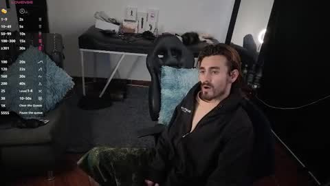 Snapshot of _delacruz911_ chatting on 11-03-25, 06:31 delacruz online show from 11-03-25, 06:31