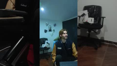 Snapshot of _delacruz911_ chatting on 11-27-25, 03:52 delacruz online show from 11-27-25, 03:52